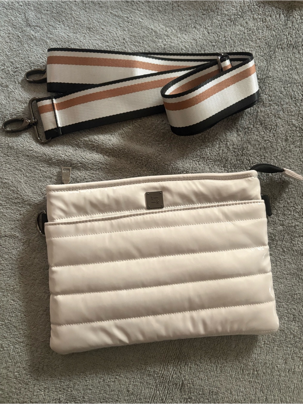 THINK ROYLN Cross Body Purse